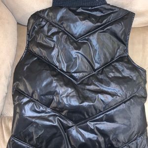 Old Navy Juniors  Black Vest size M